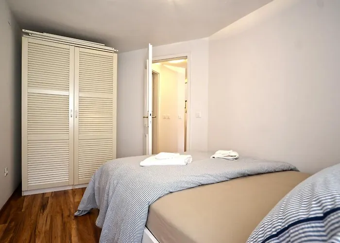 Lighthouse Montalbano Apartamento