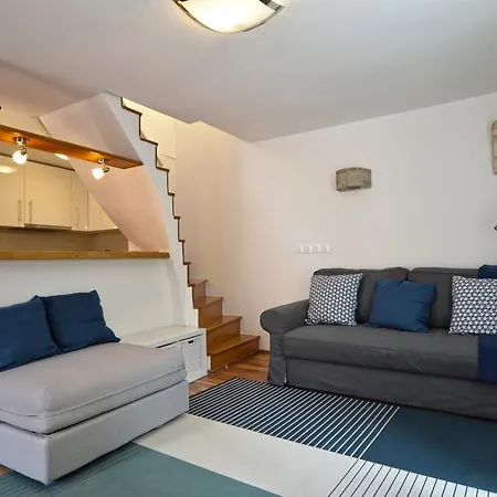 Lighthouse Montalbano