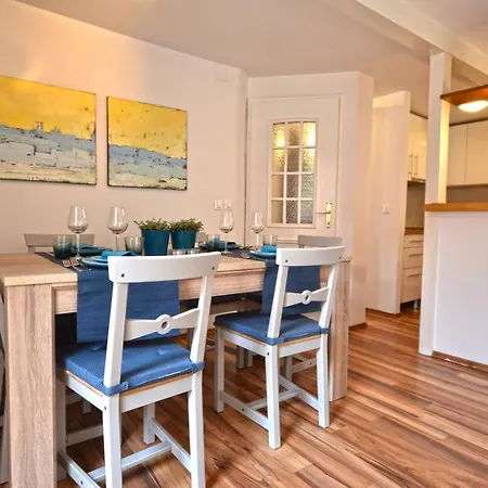 Lighthouse Montalbano