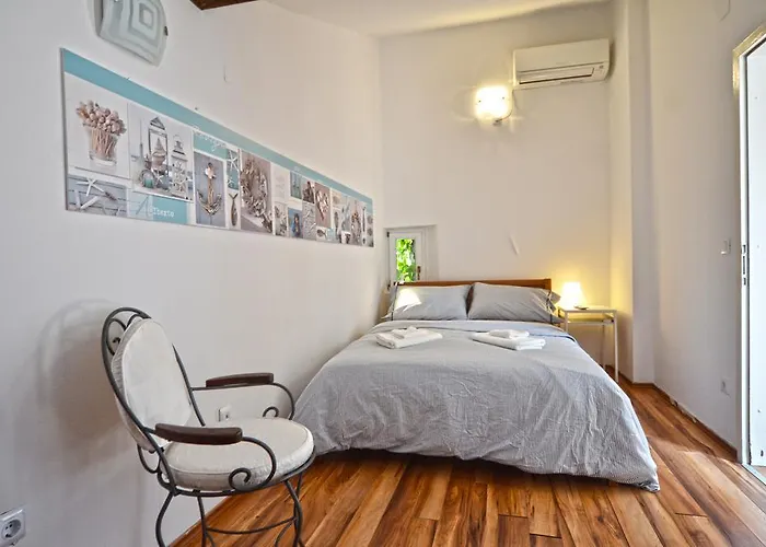 Lighthouse Montalbano